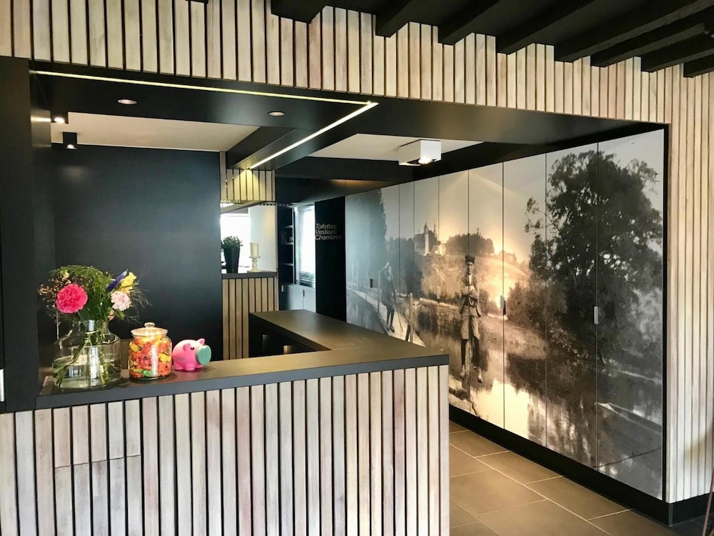Hotel La Passerelle 2/43