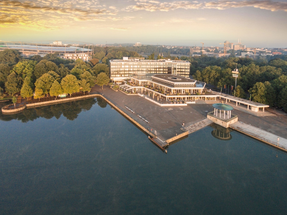 Courtyard By Marriott Hannover Maschsee 13/45