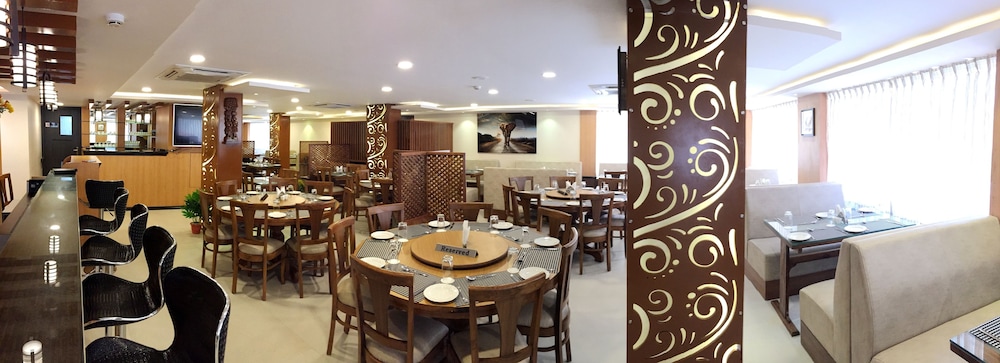 Prestige Hotel 43/50