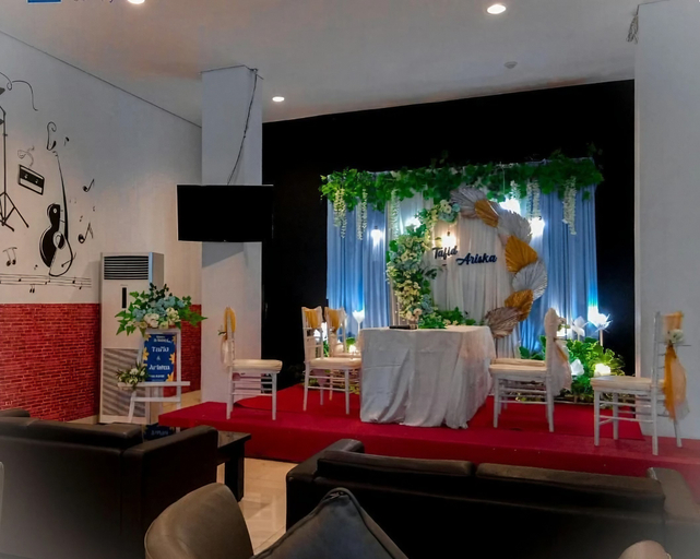 Mandiri Mansion Surabaya 8/12