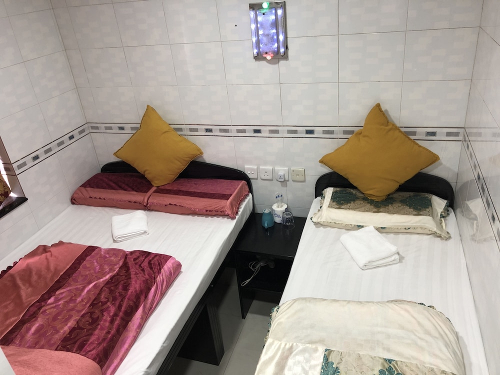 Philippine Hostel 17/45