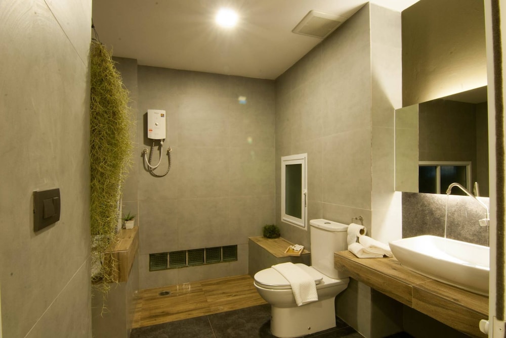 Zenith Residence Hotel 45/45