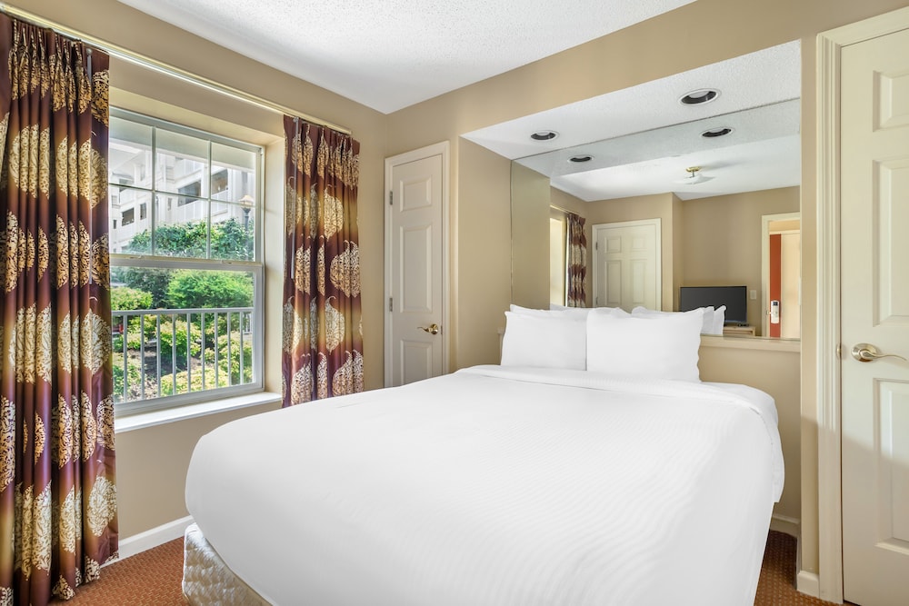 Sunrise Ridge Resort 20/73