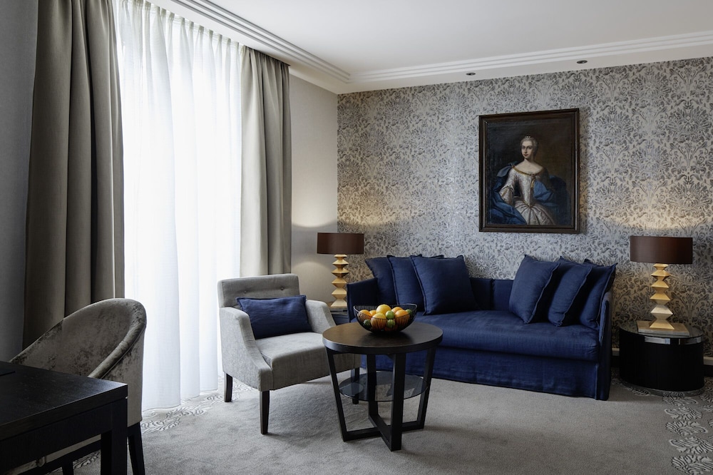 Hotel Maximilian S 44/70
