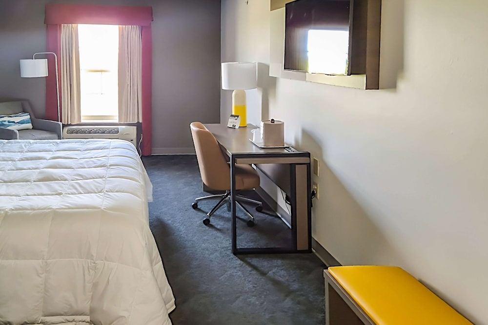 Comfort Inn and Suites Shelbyville KY 35/50