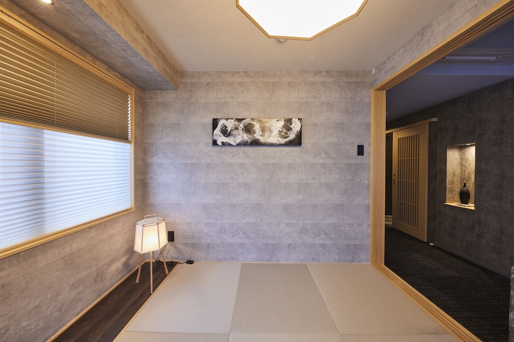 Rinn Shijo Nishinotoin 7/50