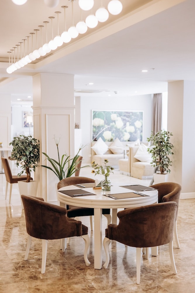 Sahil Hotel Baku 15/68