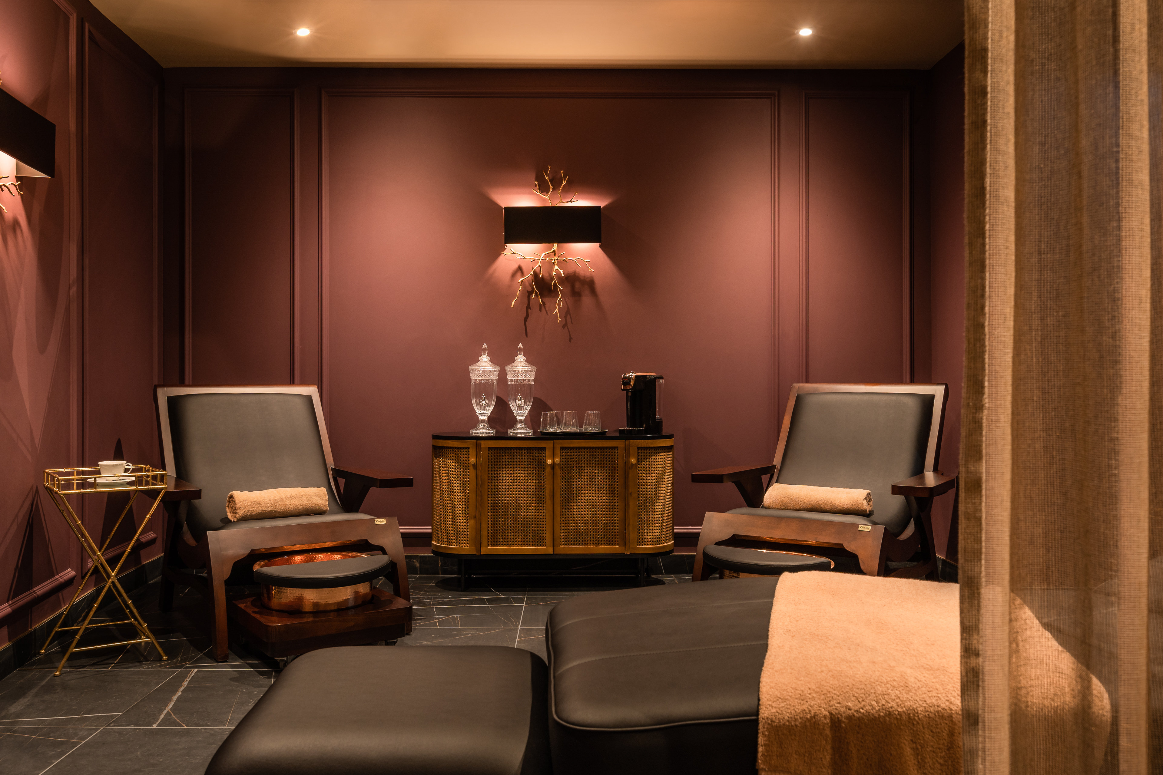 The Ebrington Hotel 20/24