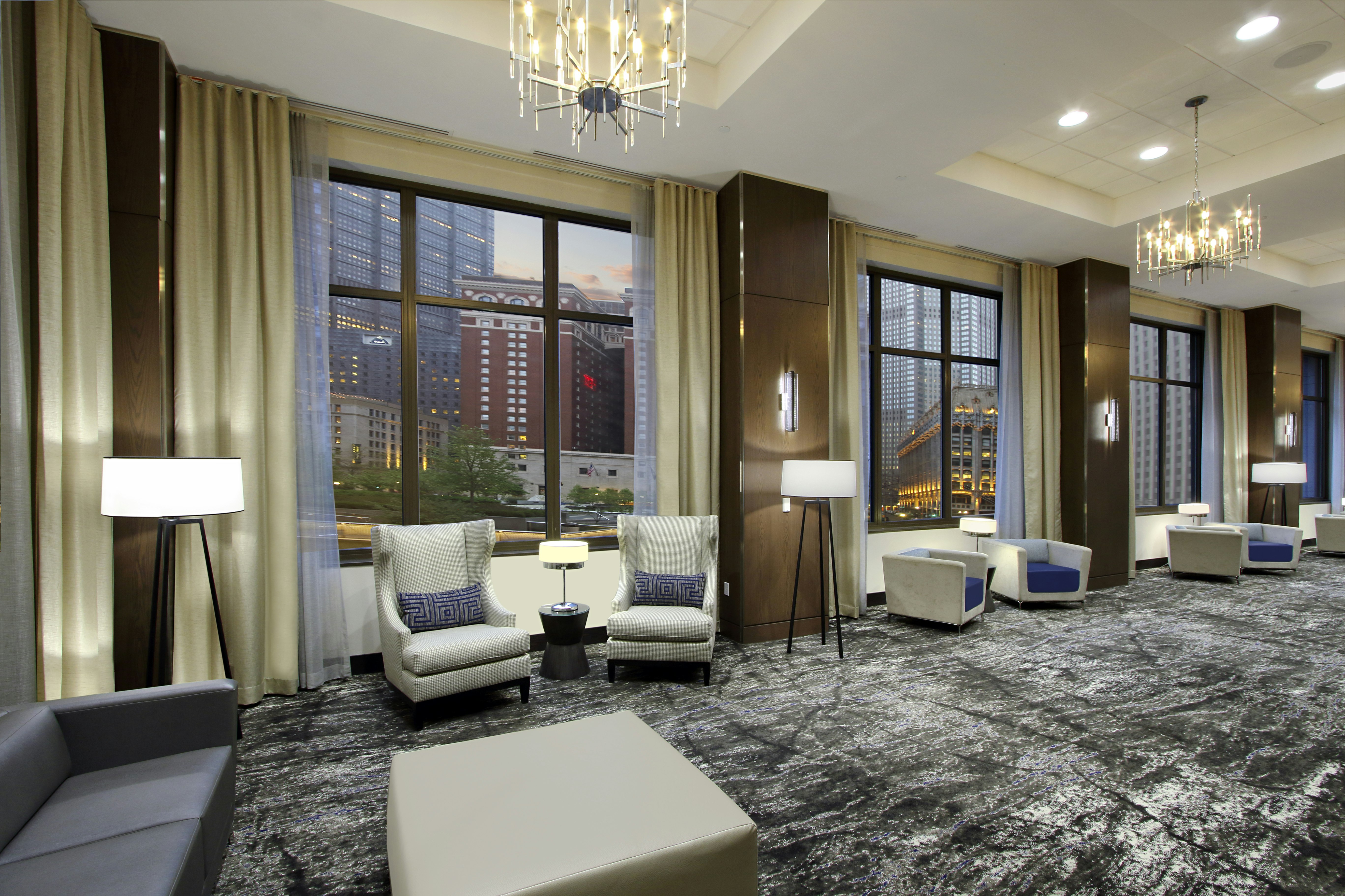 Embassy Suites By Hilton Pittsburgh Downtown 31/57