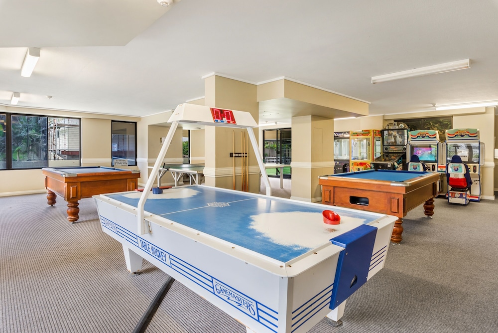Clubb Coolum Beach Resort 20/65