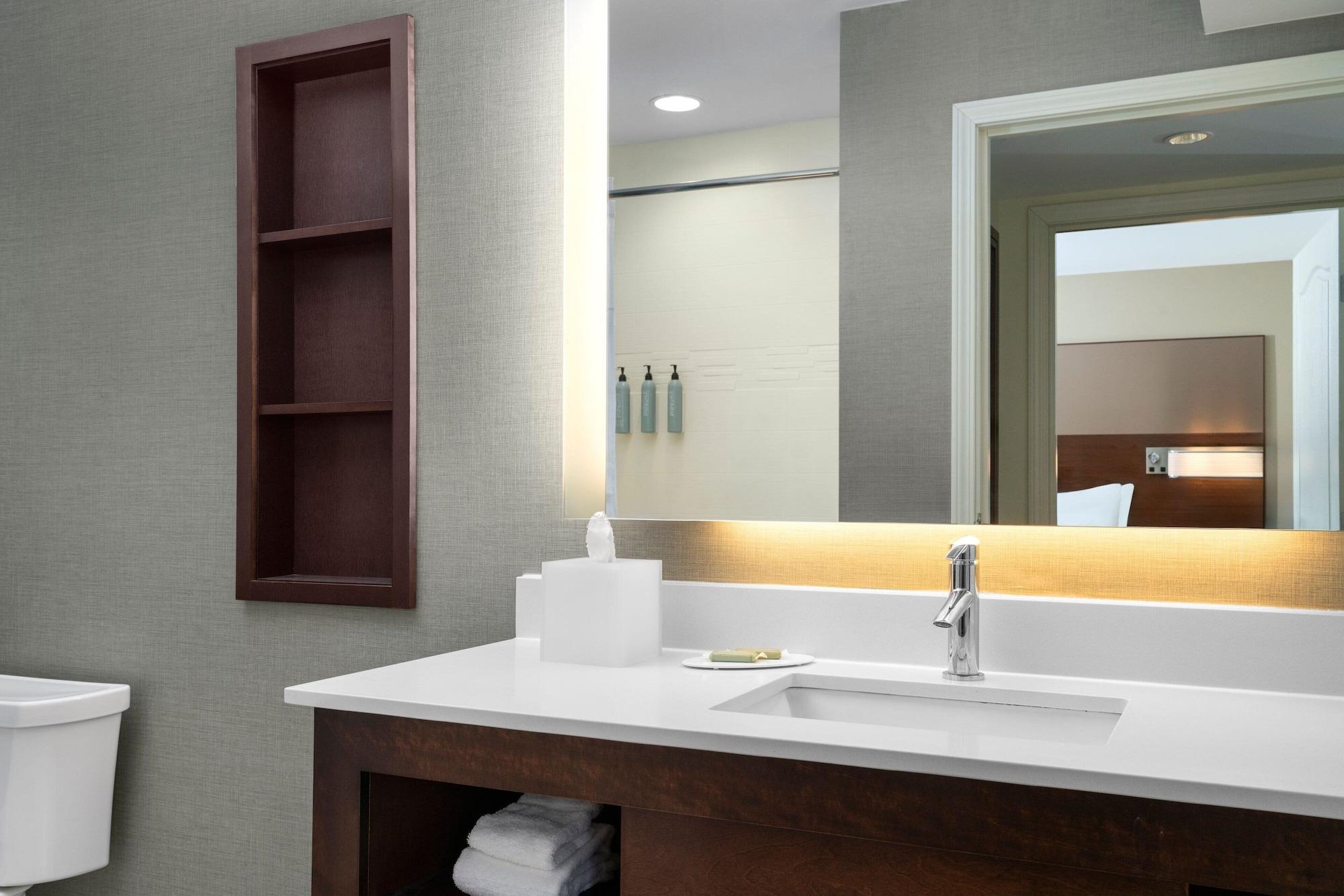 جناح بغرفة نوم واحدة، Residence Inn Kingston 2/8