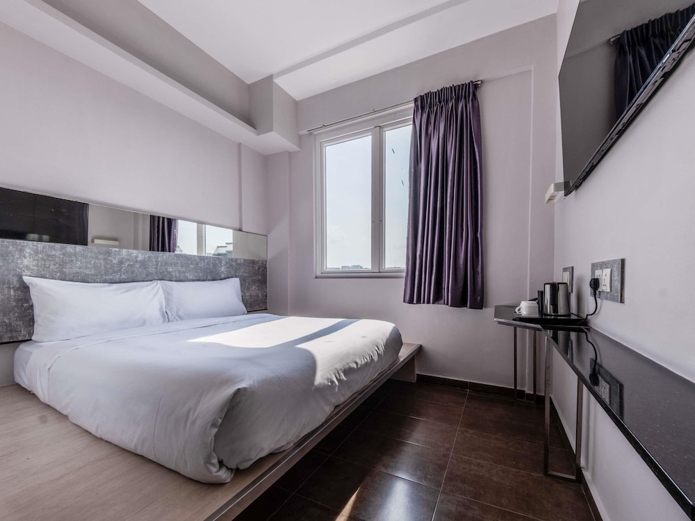 ibis budget Singapore Pearl 45/69