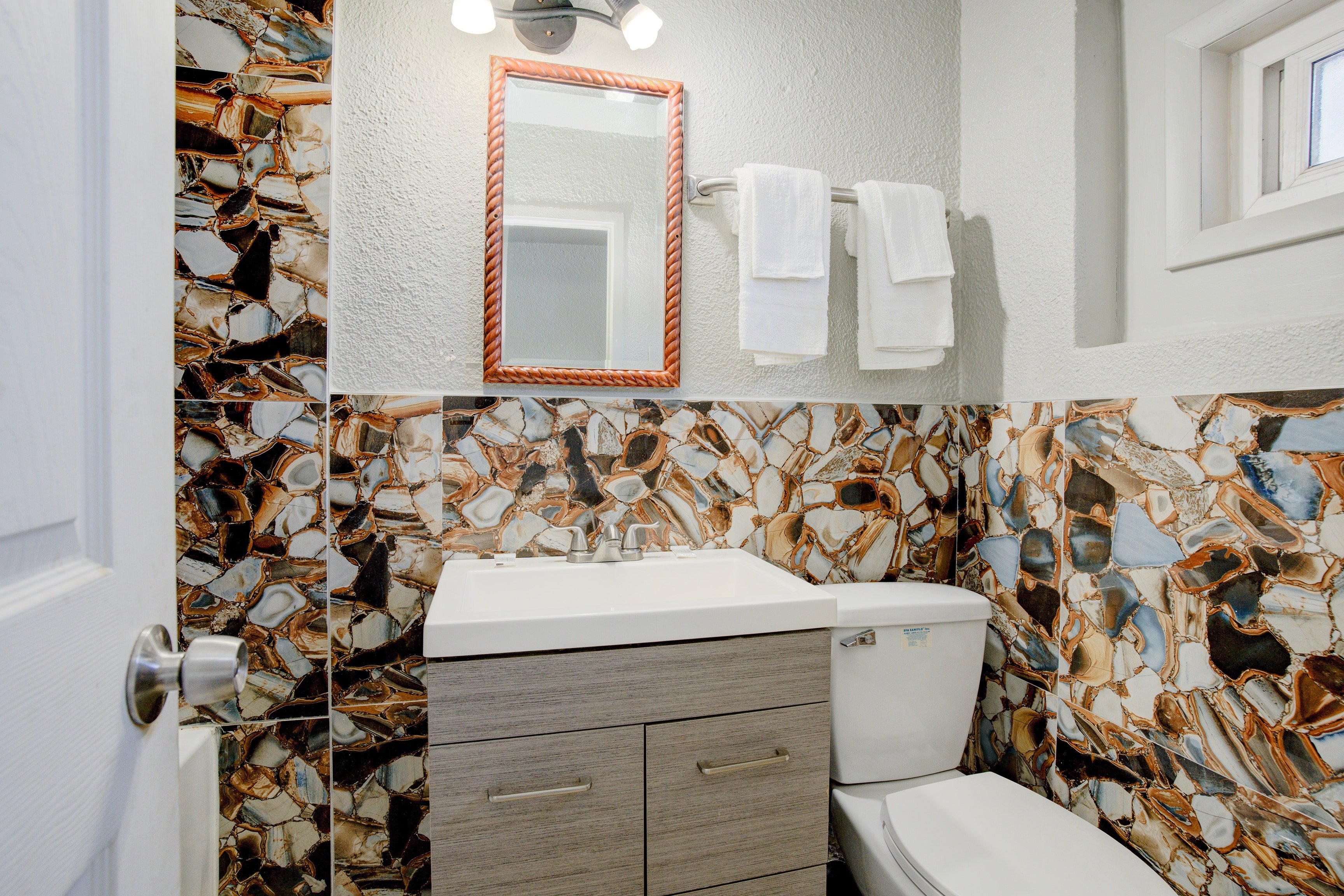 Miami Inn & Suites 54/55