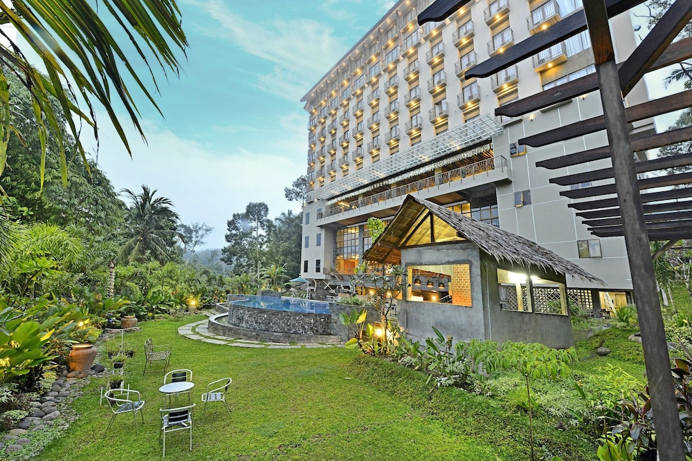 FamVida Hotel Lubuklinggau Powered by Archipelago 12/17