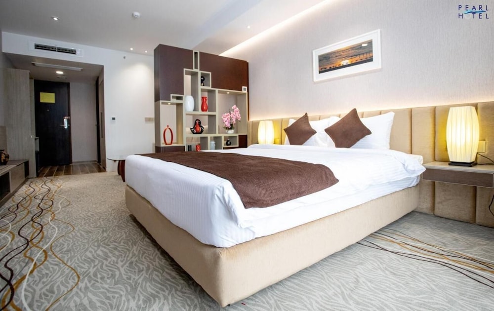 Pearl Hotel 19/43