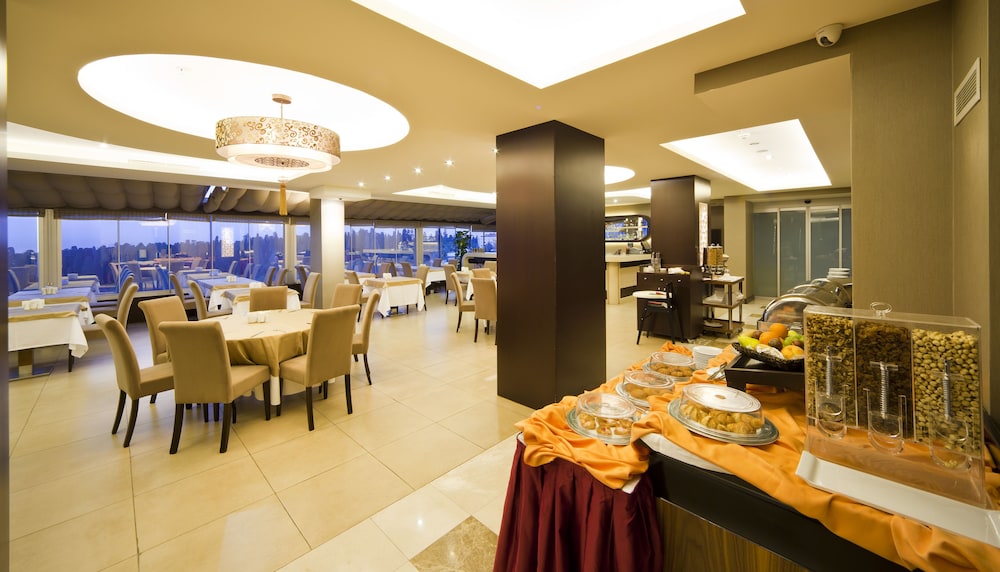VOLLEY HOTEL ISTANBUL 58/73