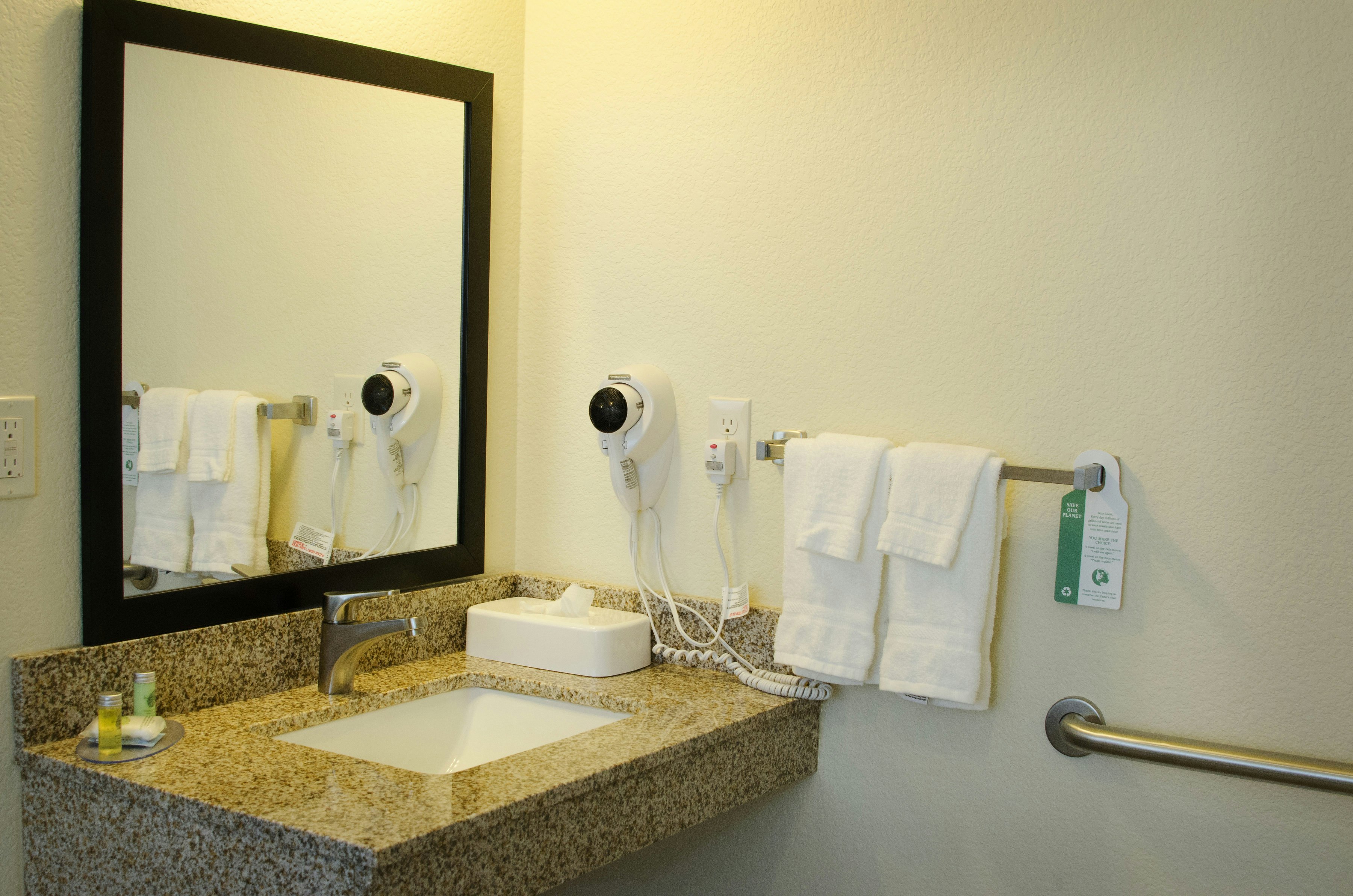 Cobblestone Inn & Suites - Soda Springs 32/36