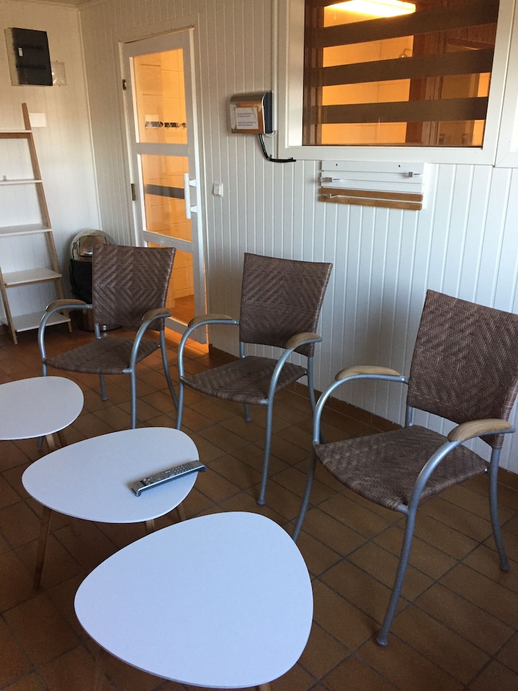 Hotell E-10 by First 23/33