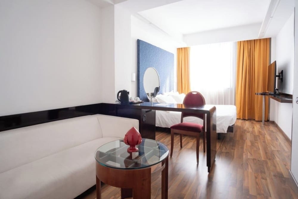 Imperatori Hotel Roma 19/62