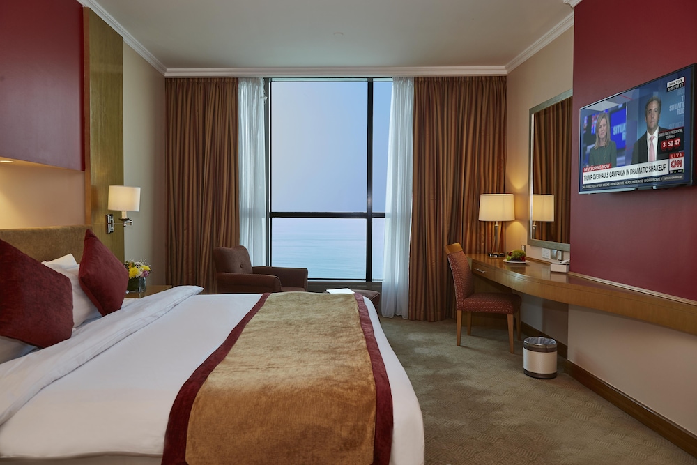 Kuwait Grand Hotel 28/64
