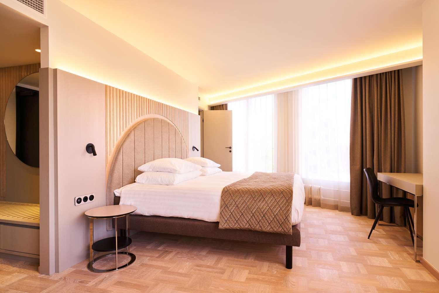 Deluxe, Family, King Bed, Sofa, Kitchenette