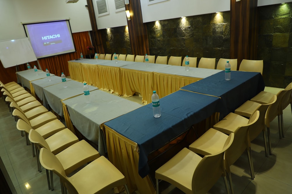 Hotel Alka Residency 42/50