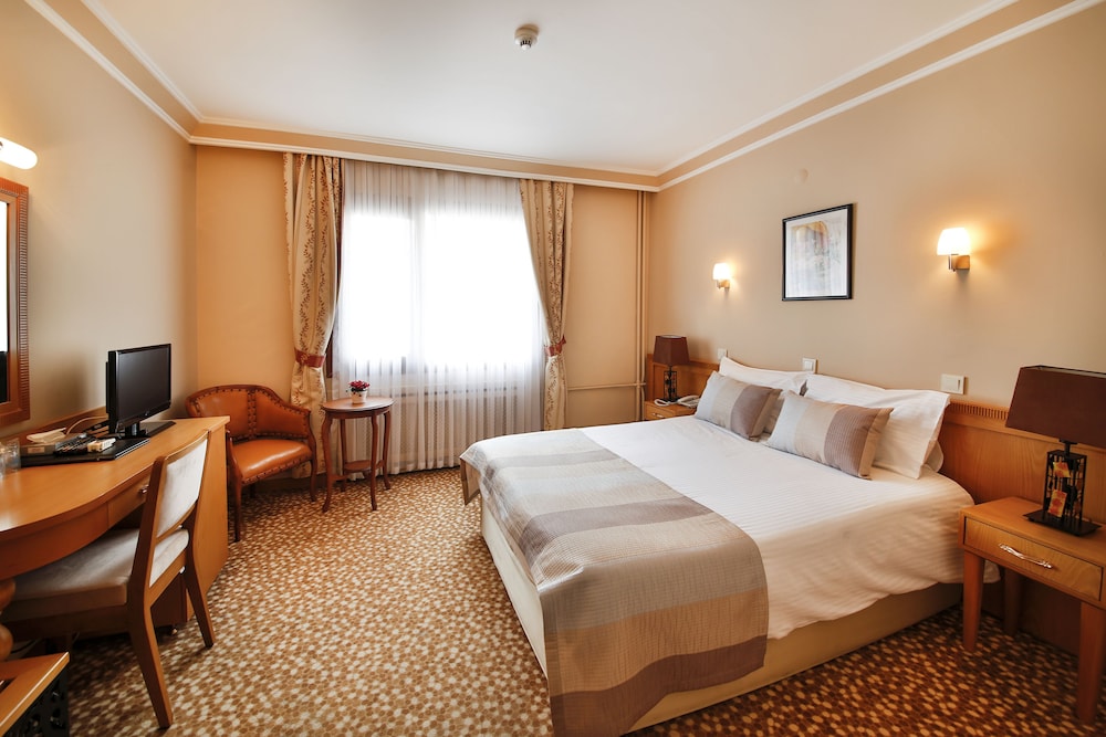 SIDONYA HOTEL 24/66
