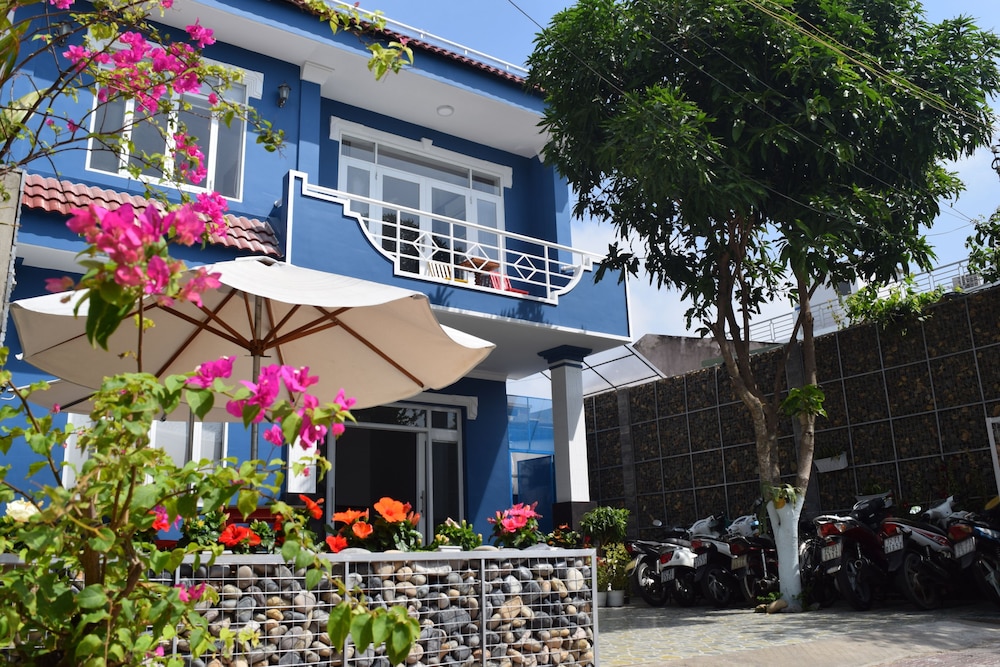 Lighthouse Boutique Hotel 3/45