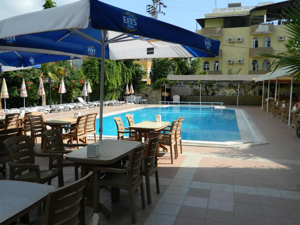 More Hotel 28/34