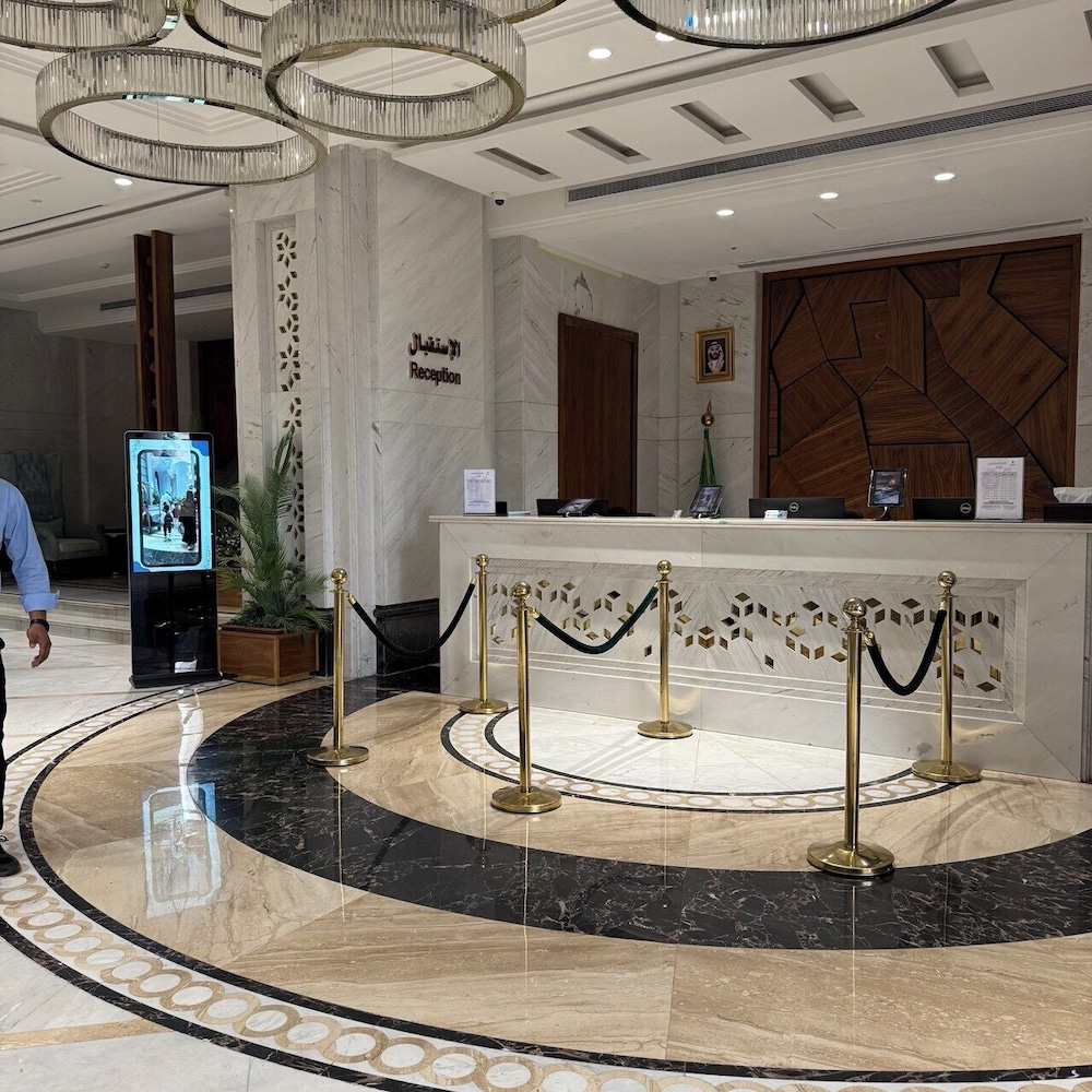 Midan Hotel 6/50