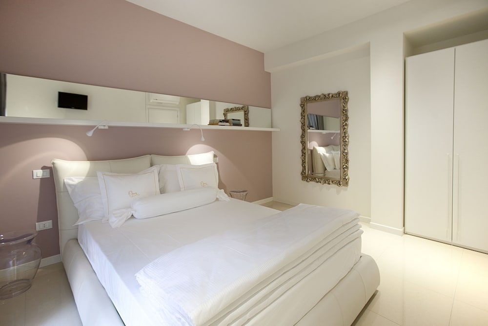 Opera Relais De Charme 25/72