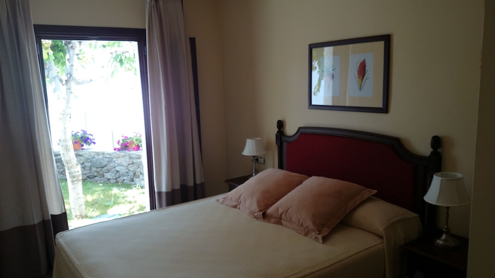 Villa Turistica de Bubion 22/57