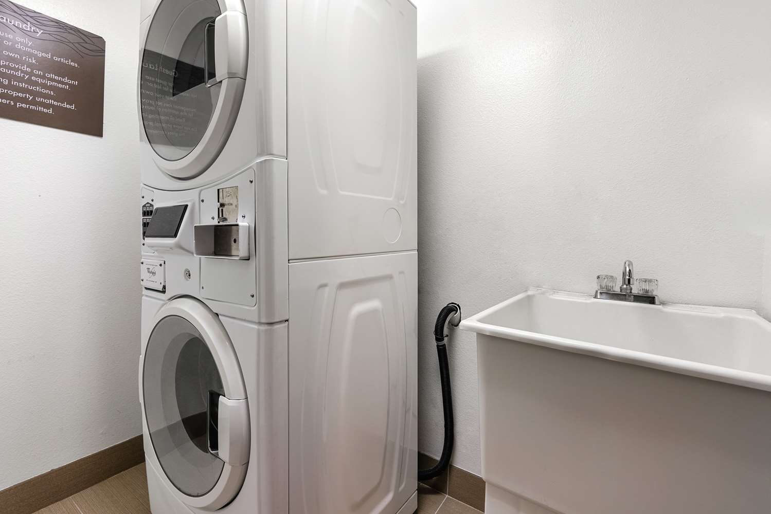 Comfort Inn & Suites Vancouver Downtown City Center 47/48