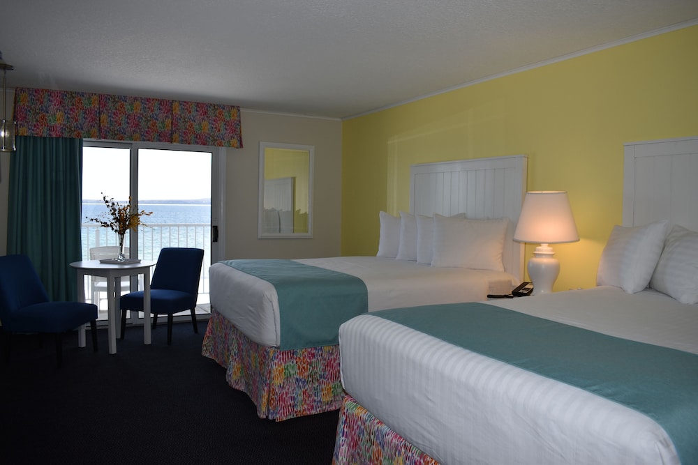 The Breakers Resort Lakeside 8/38