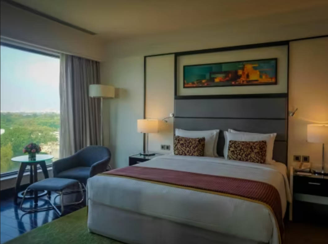 Suite, King Bed