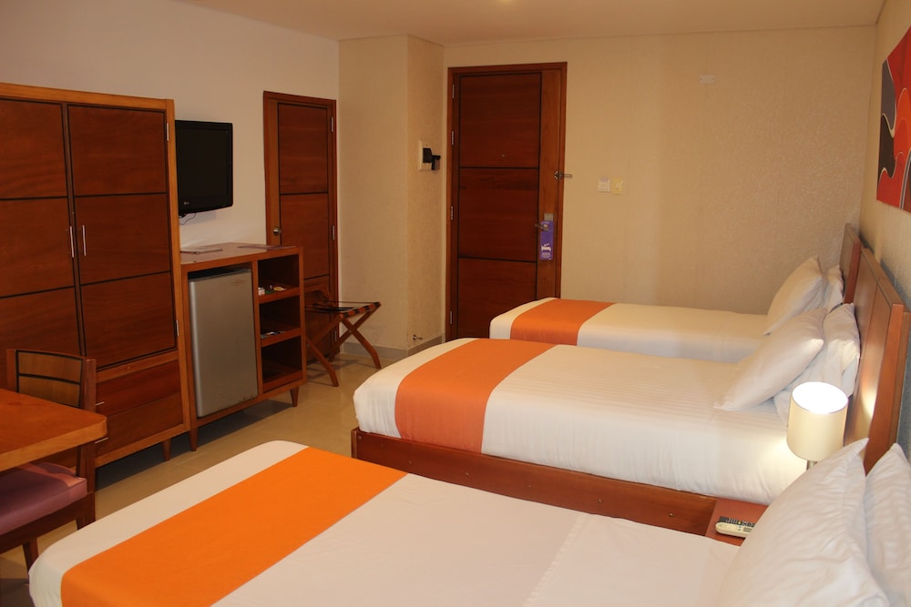 Hotel Atrium Plaza 17/65