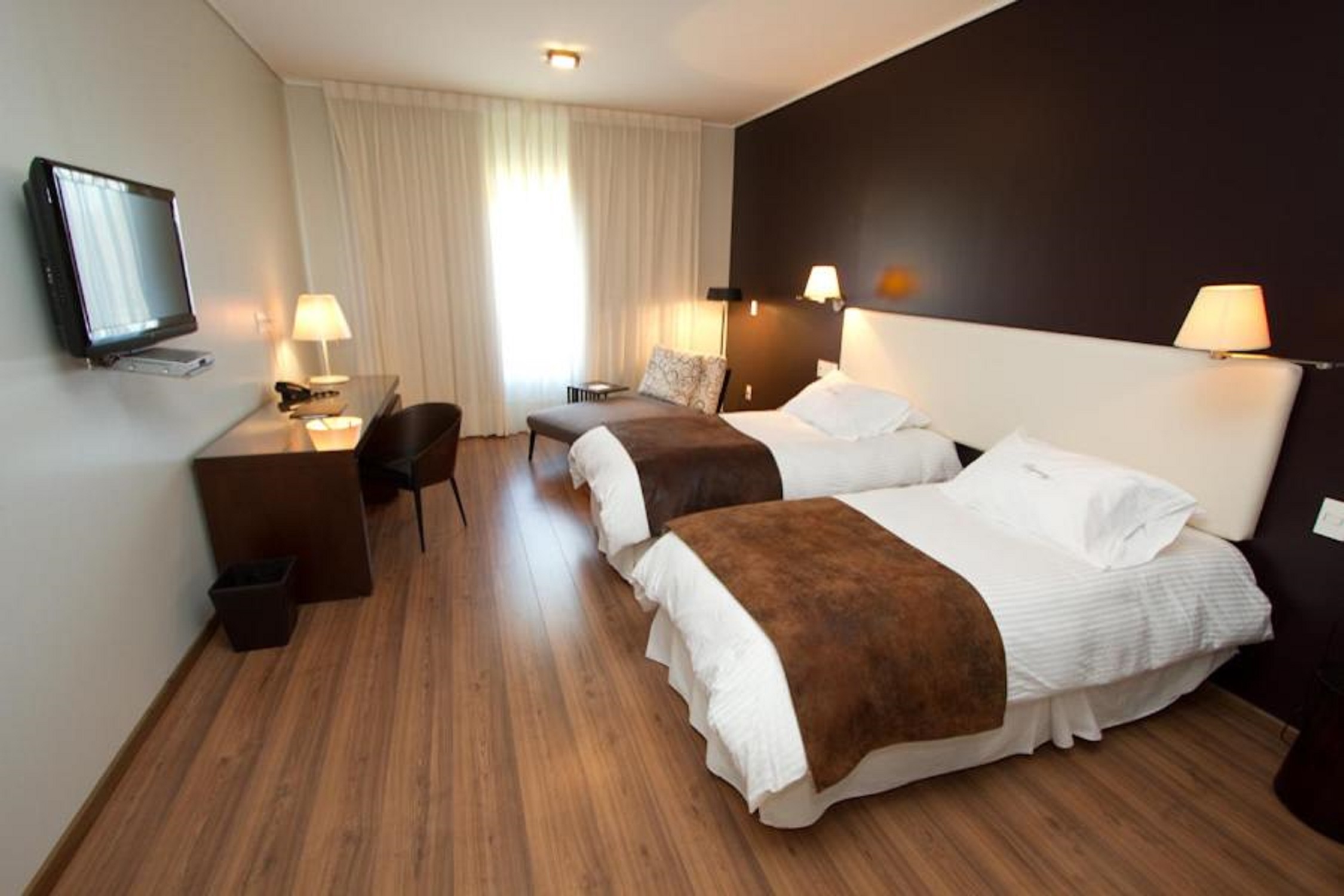 Classic, Double Bed