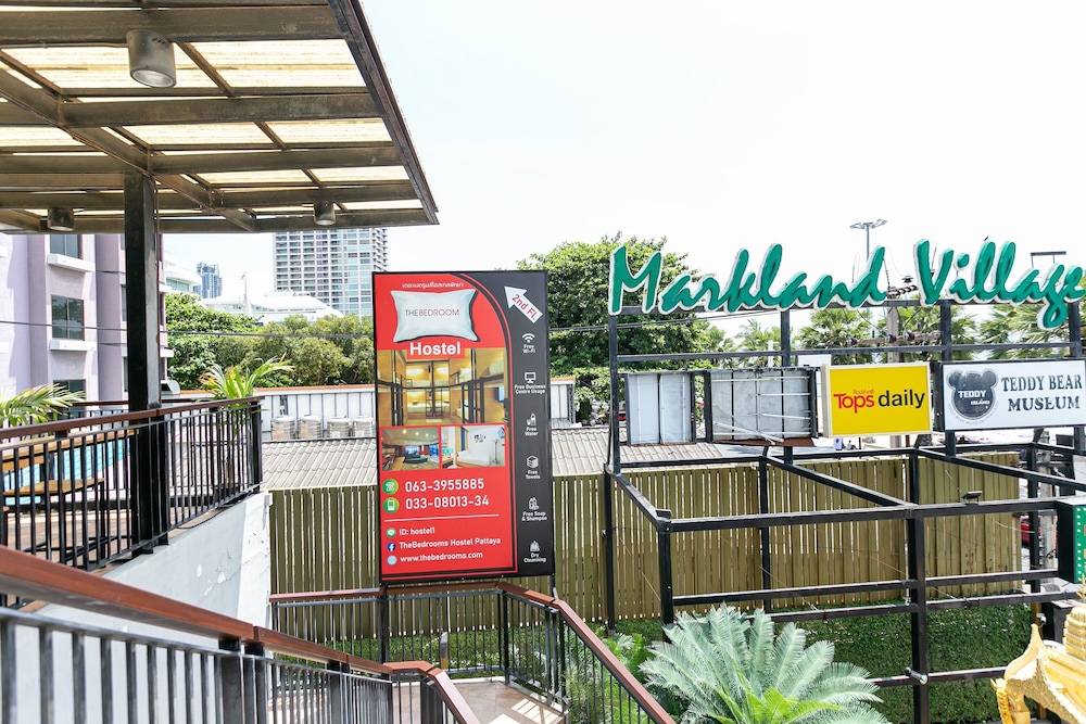 The Bedrooms Hostel Pattaya in PATTAYA
