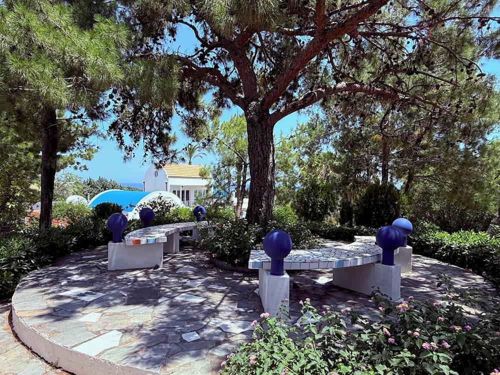 GRANDE DAME VILLA - RHODES 46/50