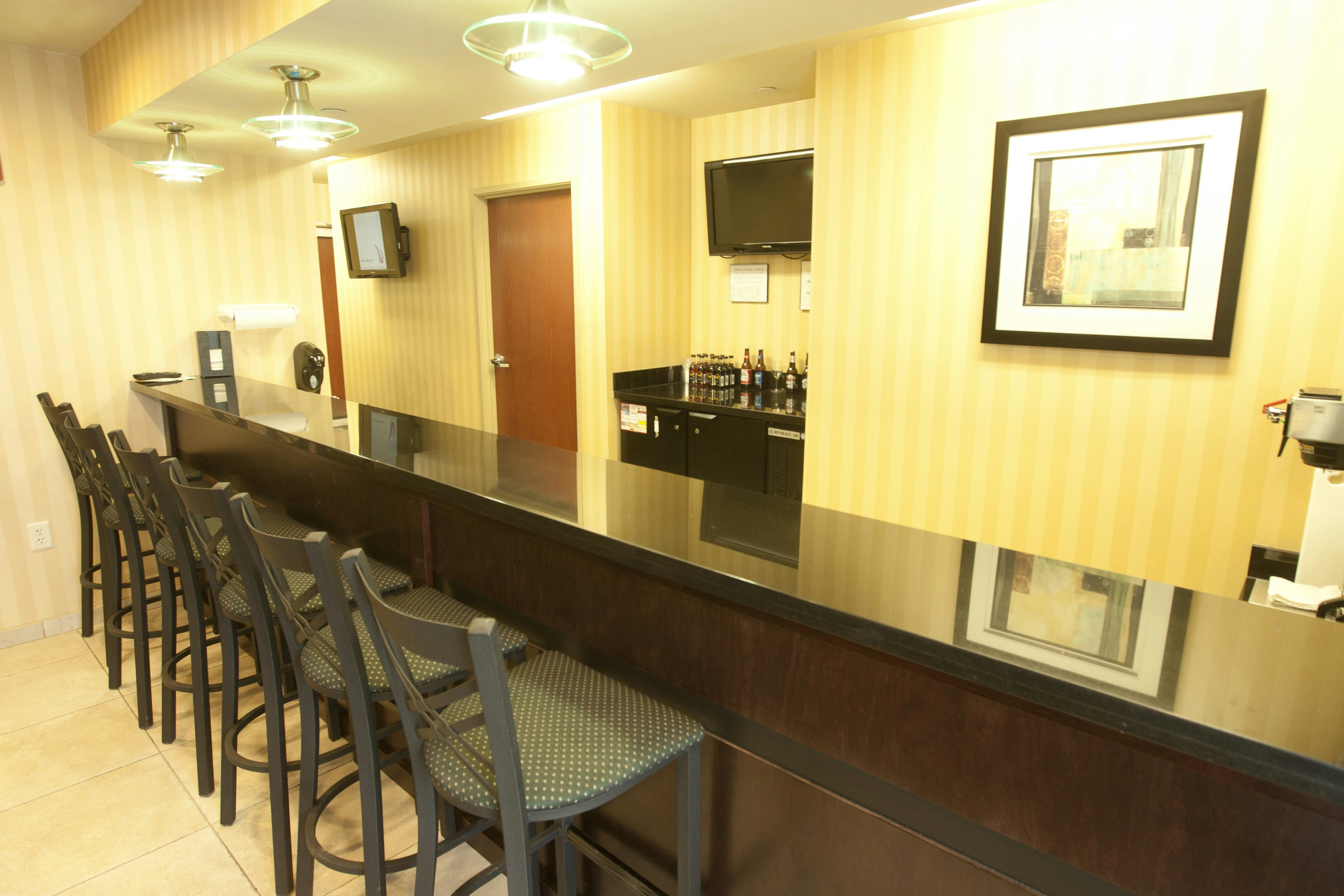 Cobblestone Inn and Suites Langdon 19/24
