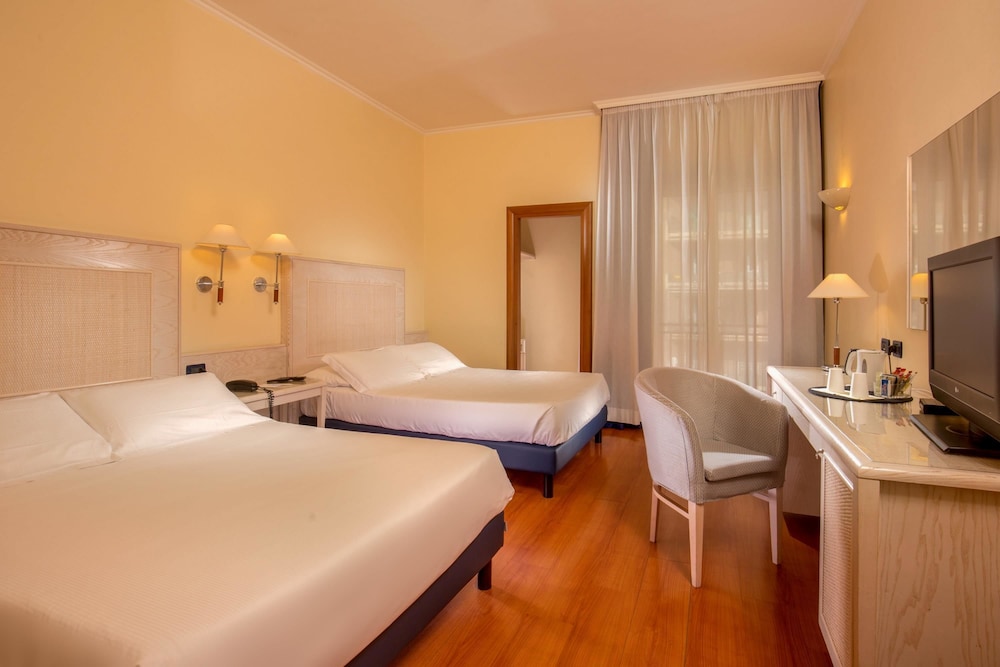 Best Western Plus Globus Hotel 19/60