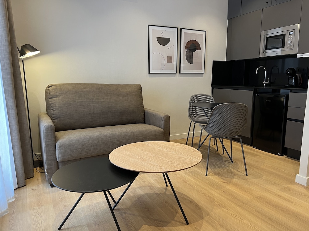 APARTAMENTOS LAFORJA 33/51