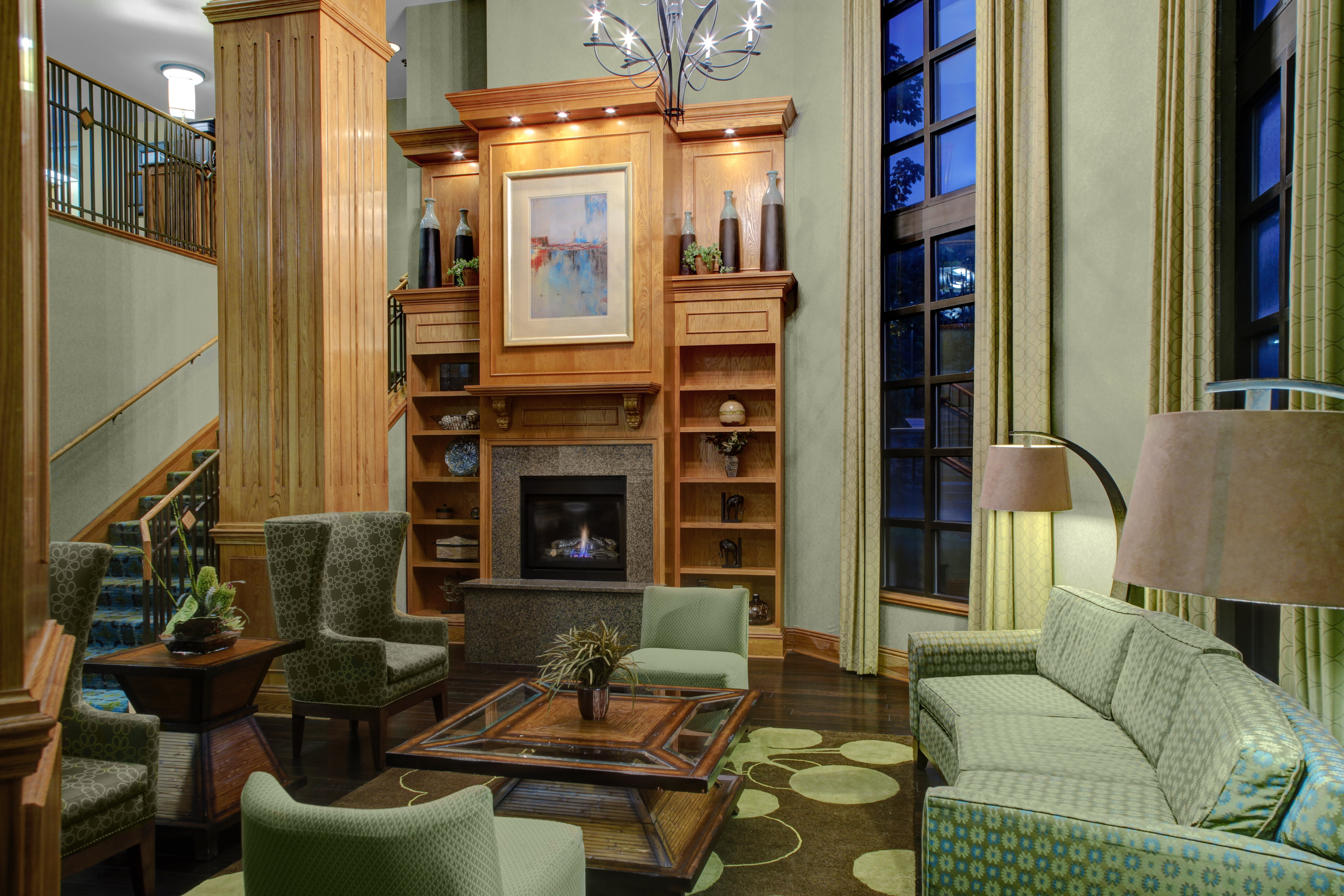Holiday Inn Express Suites Atlanta Buckhead 19/25