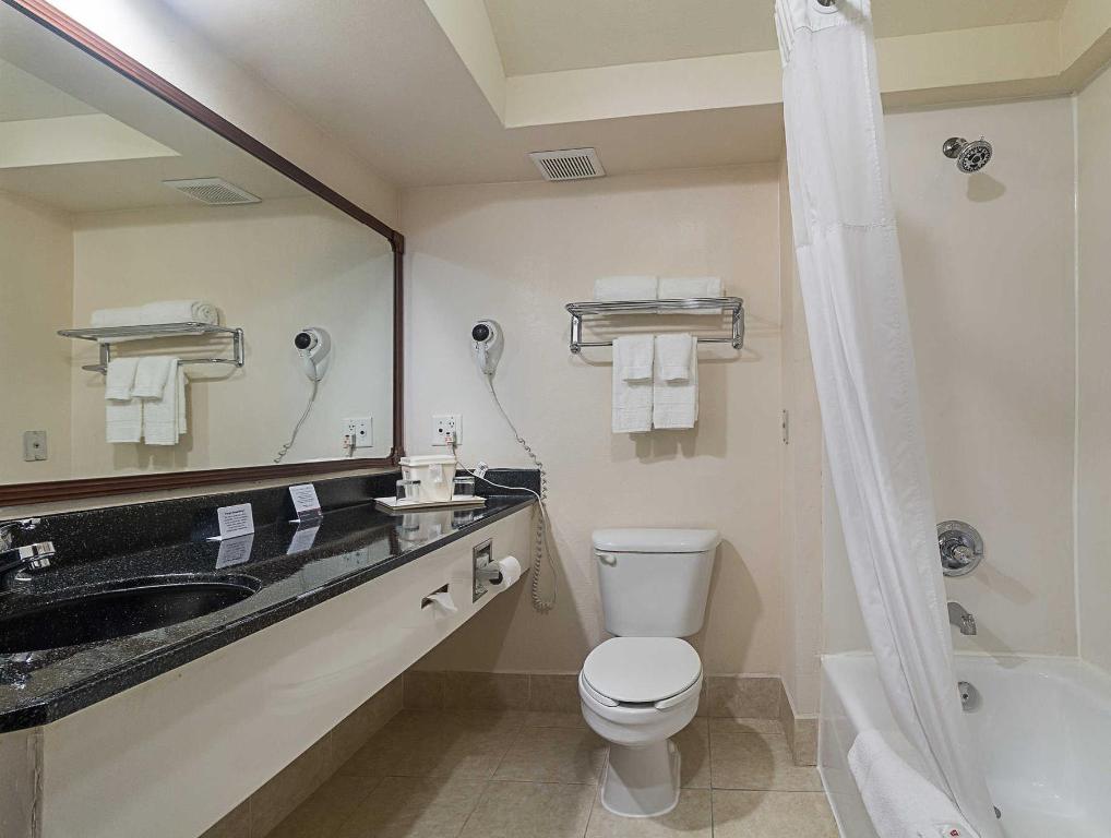 UPGRADE, 2 DOUBLE BEDS