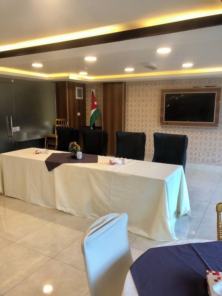 Ream Hotel 39/50