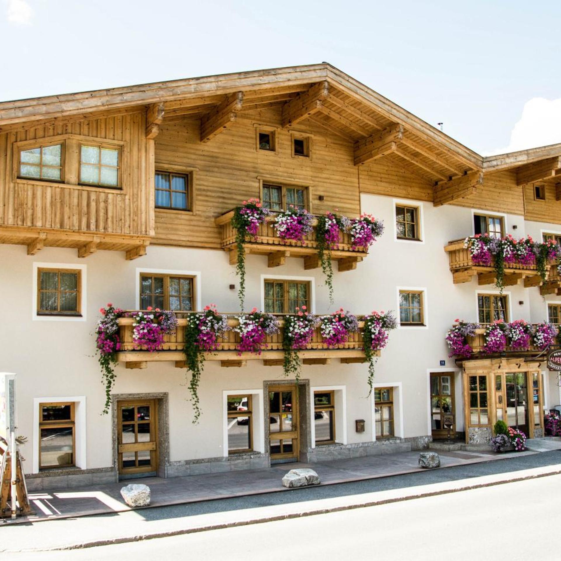 Hotel Pension Alpenrose 5/50
