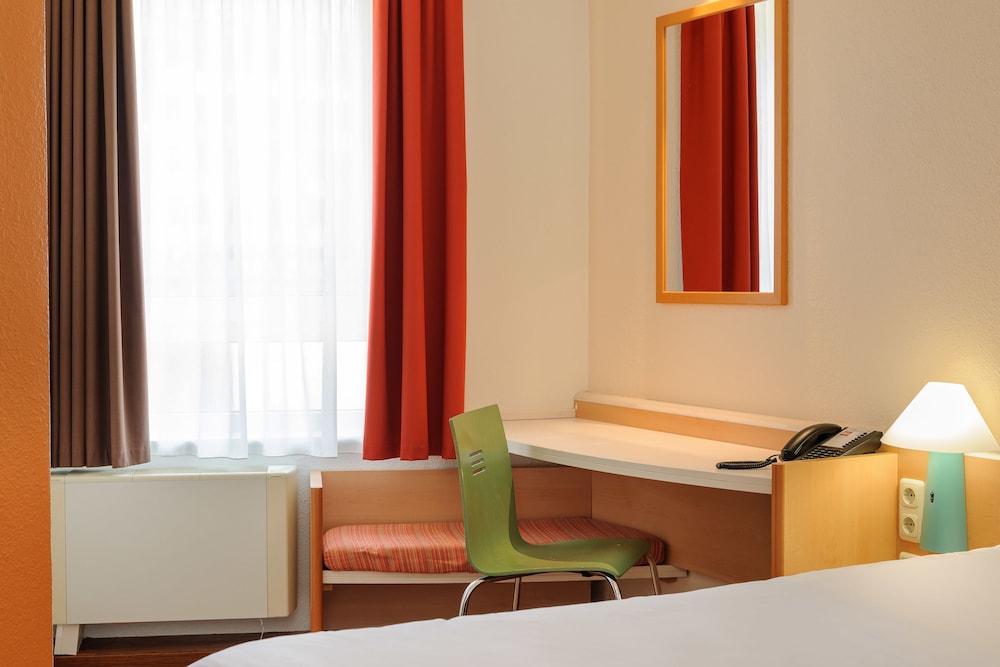 B&B HOTEL Bochum Hbf-Sud 54/56