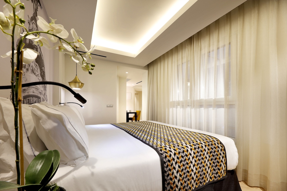 Eurostars Madrid Gran Via 15/84