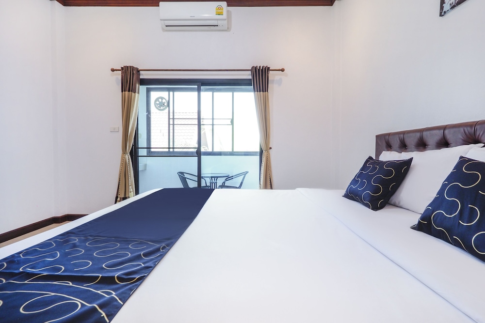 Capital O 727 Be One Resort 35/70