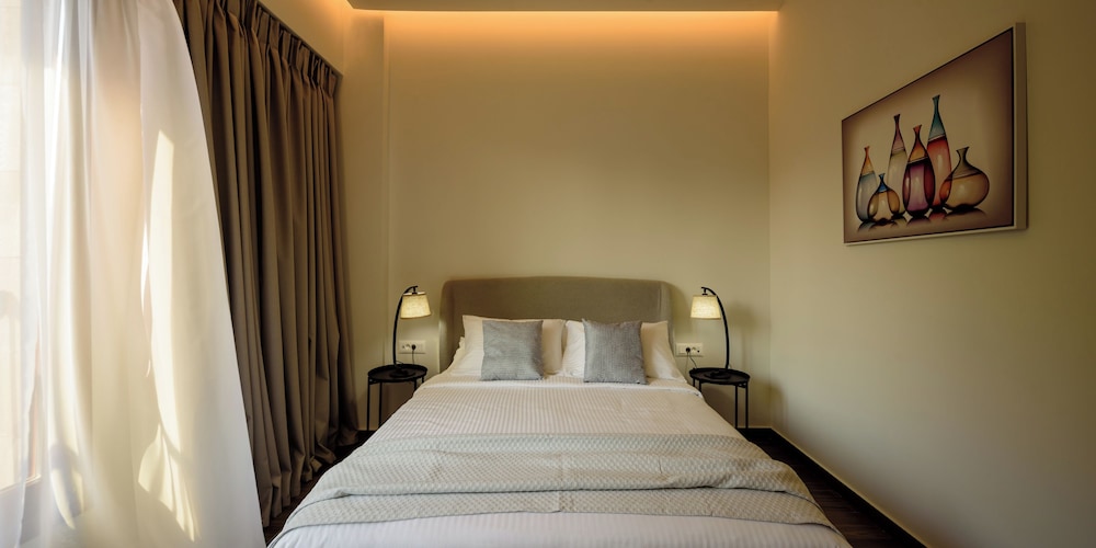 Arthur Suites 32/60
